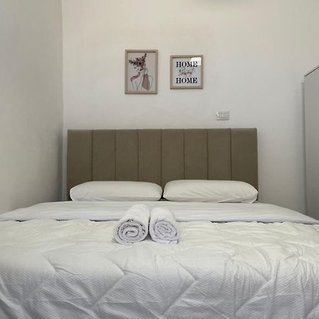 Rent Rooms Loren Wlora Zewnętrze zdjęcie